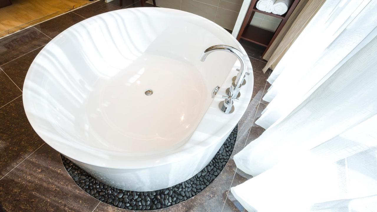 Ssaw Boutique Hotel Ningbo Cbd Exteriör bild